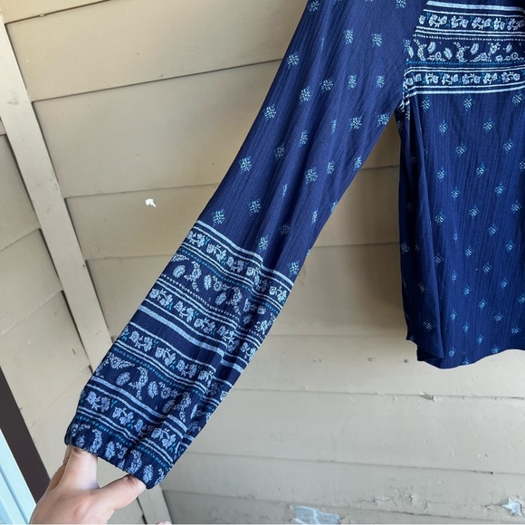 Lucky Brand Boho Long Sleeve Top - Size M - Peasant Casual Modest - Picture 3 of 6